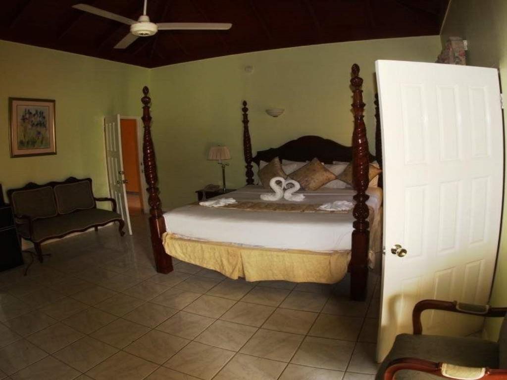 Villa Sonate Runaway Bay Exterior foto