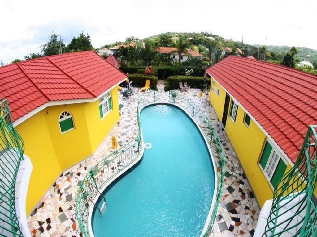 Villa Sonate Runaway Bay Exterior foto