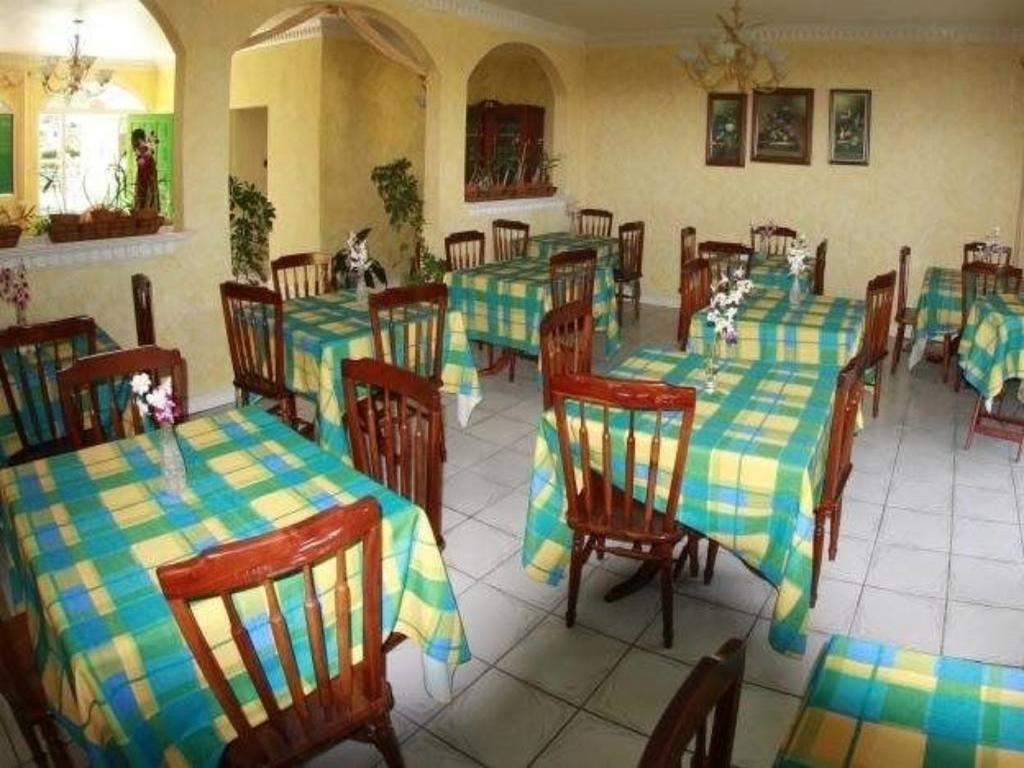 Villa Sonate Runaway Bay Exterior foto
